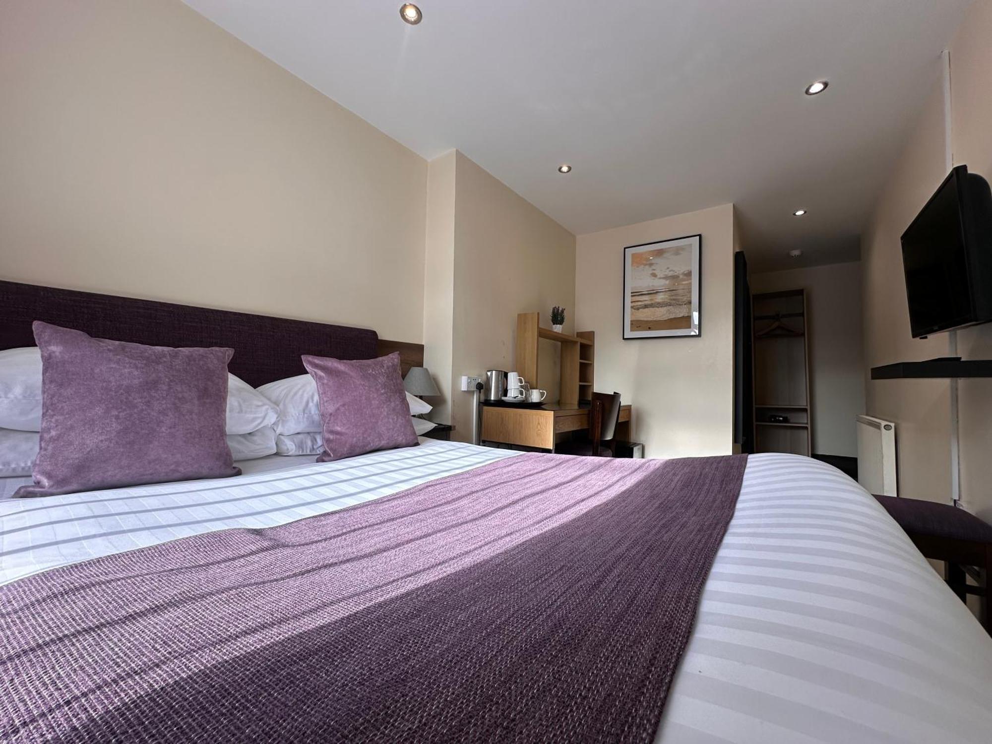 The Bell Guesthouse Peterlee Exterior photo